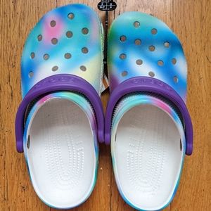 BNWT Crocs Size J4